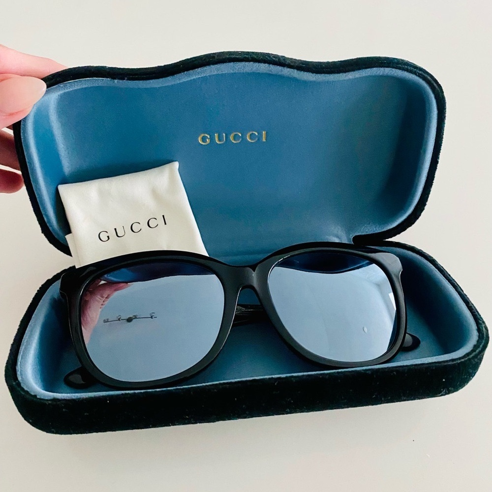 GUCCI sunglasses